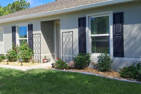 House in Palm Coast, Florida 3 bedrooms, 144.18 sq.m. № 2237960