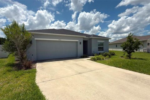 Villa ou maison à louer à Clermont, Floride: 4 chambres, 171.96 m2 № 2167306 - photo 2