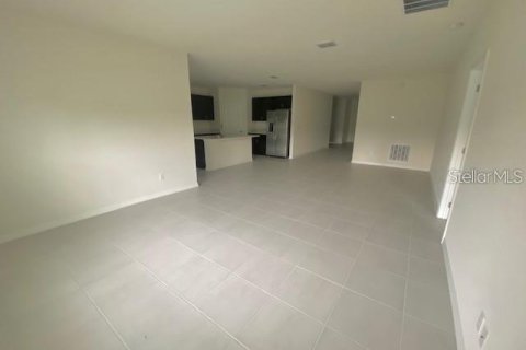 Villa ou maison à louer à Clermont, Floride: 4 chambres, 171.96 m2 № 2167306 - photo 14