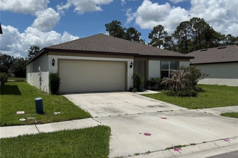 Villa ou maison à vendre à Wesley Chapel, Floride: 3 chambres, 201.04 m2 № 2142739 - photo 4