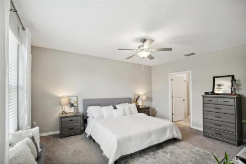 House in Hudson, Florida 5 bedrooms, 221.94 sq.m. № 2427450 - photo 9