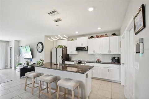 House in Hudson, Florida 5 bedrooms, 221.94 sq.m. № 2427450 - photo 15