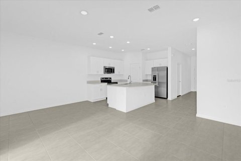 Touwnhouse à louer à Kissimmee, Floride: 3 chambres, 130.71 m2 № 2390766 - photo 4