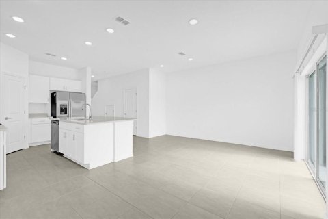 Touwnhouse à louer à Kissimmee, Floride: 3 chambres, 130.71 m2 № 2390766 - photo 3