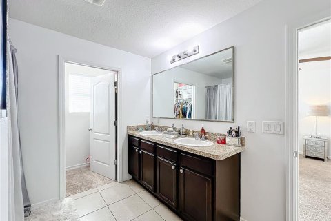 House in Winter Haven, Florida 6 bedrooms, 250.46 sq.m. № 1537606 - photo 22