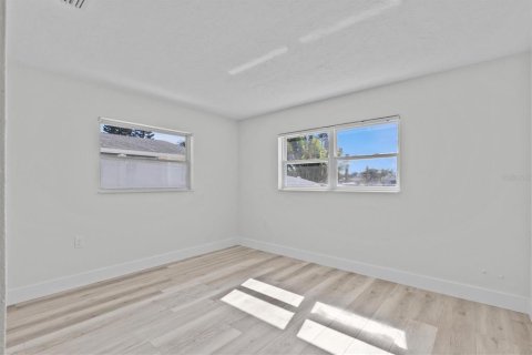 Villa ou maison à louer à Palm Harbor, Floride: 2 chambres, 111.11 m2 № 2102938 - photo 28