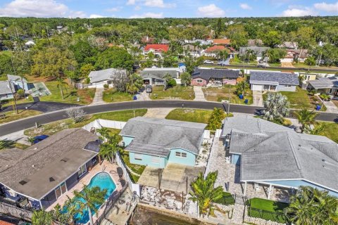 Villa ou maison à Palm Harbor, Floride 2 chambres, 111.11 m2 № 2102938