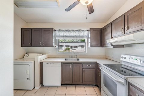 Adosado en venta en Bradenton, Florida, 2 dormitorios, 92.9 m2 № 1838247 - foto 7