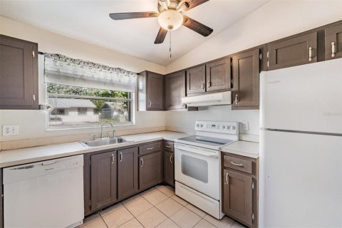 Adosado en venta en Bradenton, Florida, 2 dormitorios, 92.9 m2 № 1838247 - foto 11