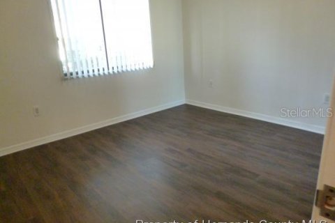 Condominio en alquiler en Weeki Wachee, Florida, 2 dormitorios, 126.63 m2 № 2148219 - foto 6