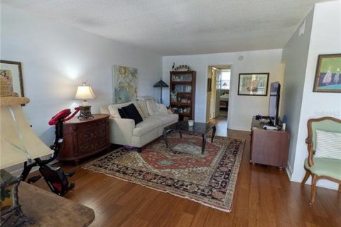 Copropriété à vendre à Saint Petersburg, Floride: 1 chambre, 85.93 m2 № 2389450 - photo 7