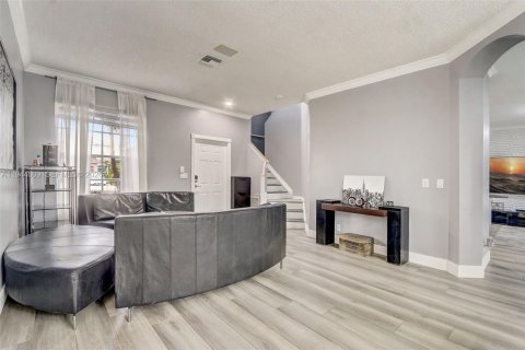 Casa en venta en Lake Worth, Florida, 4 dormitorios, 190.45 m2 № 2006396 - foto 14