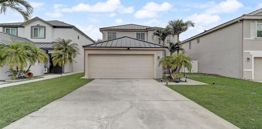 Casa en Lake Worth, Florida 4 dormitorios, 190.45 m2 № 2006396