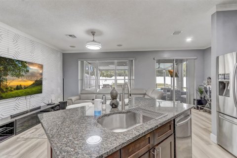 Casa en venta en Lake Worth, Florida, 4 dormitorios, 190.45 m2 № 2006396 - foto 26