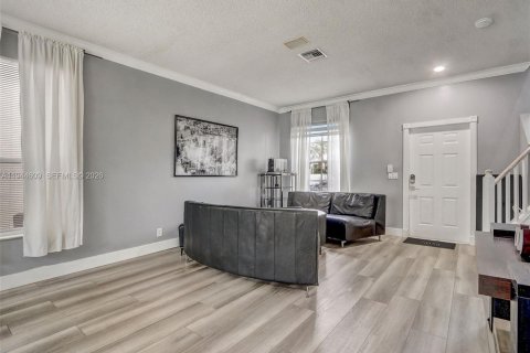 Casa en venta en Lake Worth, Florida, 4 dormitorios, 190.45 m2 № 2006396 - foto 13