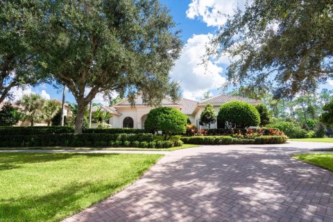 House in Bradenton, Florida 4 bedrooms, 504.55 sq.m. № 2232481 - photo 7