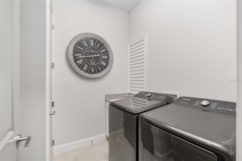 Casa en alquiler en Gainesville, Florida, 4 dormitorios, 225.47 m2 № 1792894 - foto 12