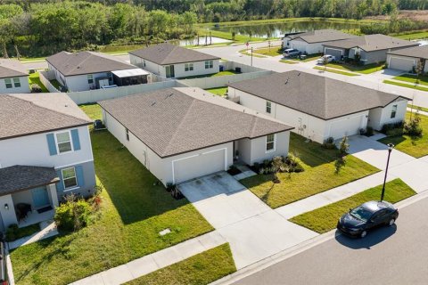 Villa ou maison à vendre à Zephyrhills, Floride: 4 chambres, 171.78 m2 № 2304725 - photo 20