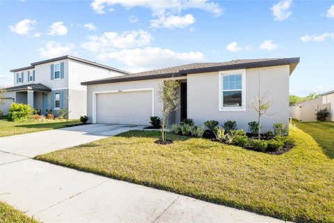 Villa ou maison à vendre à Zephyrhills, Floride: 4 chambres, 171.78 m2 № 2304725 - photo 2