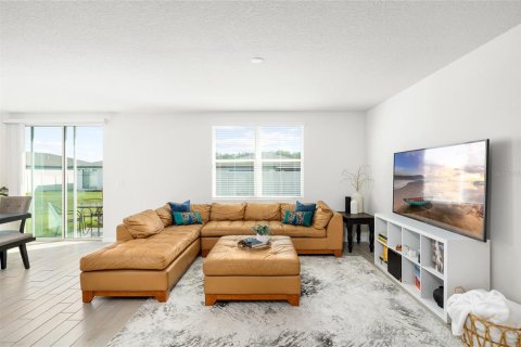 Villa ou maison à vendre à Zephyrhills, Floride: 4 chambres, 171.78 m2 № 2304725 - photo 6
