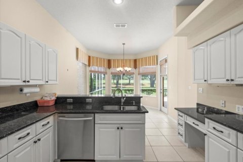 Casa en venta en Weeki Wachee, Florida, 3 dormitorios, 192.31 m2 № 1903579 - foto 21