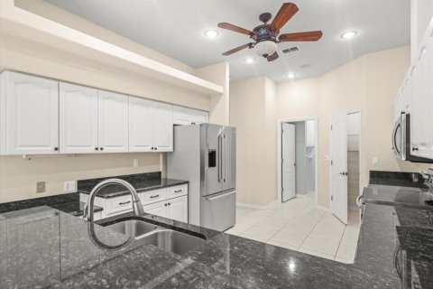 Casa en venta en Weeki Wachee, Florida, 3 dormitorios, 192.31 m2 № 1903579 - foto 18