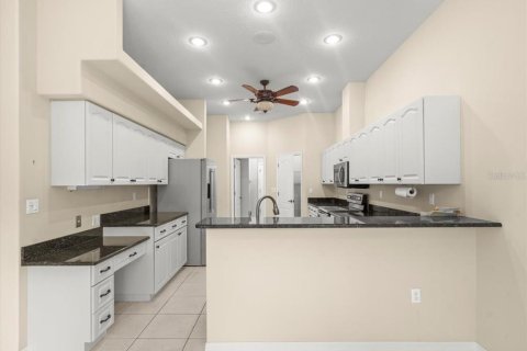 Casa en venta en Weeki Wachee, Florida, 3 dormitorios, 192.31 m2 № 1903579 - foto 17