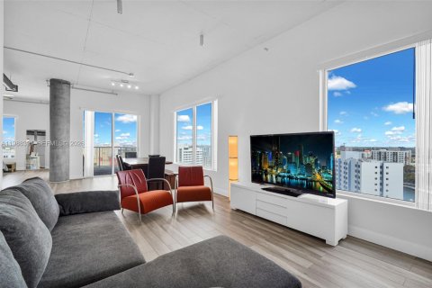 Купить кондоминиум в Майами, Флорида 2 спальни, 85.93м2, № 2050452 - фото 6