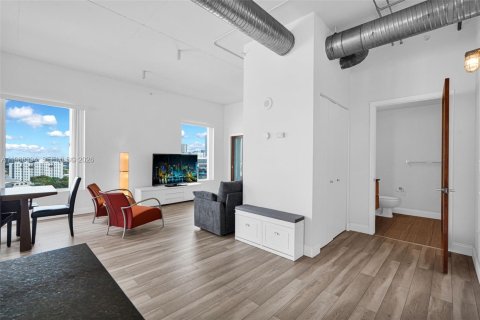 Купить кондоминиум в Майами, Флорида 2 спальни, 85.93м2, № 2050452 - фото 11