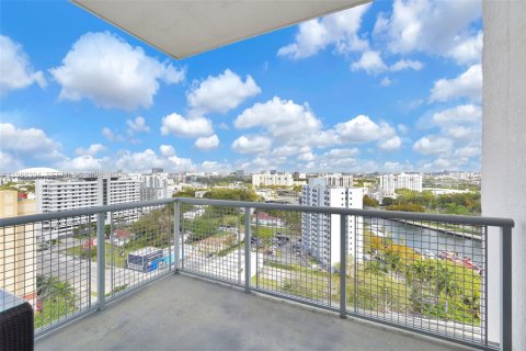 Купить кондоминиум в Майами, Флорида 2 спальни, 85.93м2, № 2050452 - фото 20