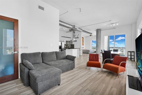 Купить кондоминиум в Майами, Флорида 2 спальни, 85.93м2, № 2050452 - фото 7