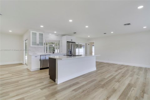 House in Jupiter, Florida 3 bedrooms, 133.22 sq.m. № 1781861 - photo 6