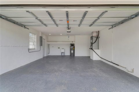 House in Jupiter, Florida 3 bedrooms, 133.22 sq.m. № 1781861 - photo 23