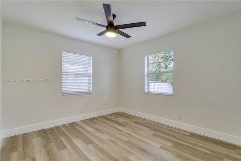 House in Jupiter, Florida 3 bedrooms, 133.22 sq.m. № 1781861 - photo 22