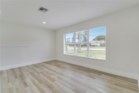 House in Jupiter, Florida 3 bedrooms, 133.22 sq.m. № 1781861 - photo 5