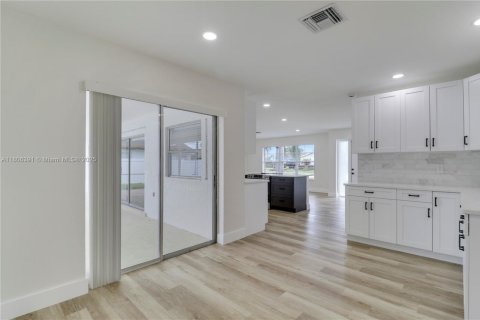 House in Jupiter, Florida 3 bedrooms, 133.22 sq.m. № 1781861 - photo 15
