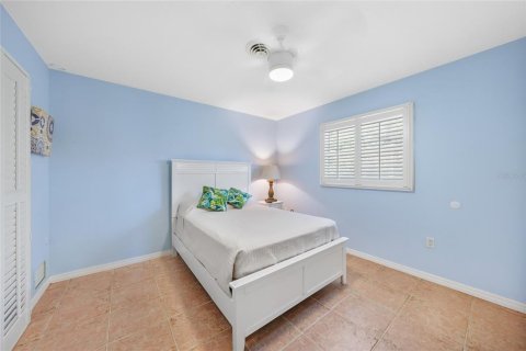House in Englewood, Florida 2 bedrooms, 145.67 sq.m. № 1854357 - photo 20