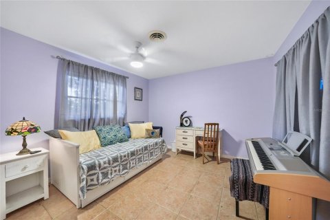 House in Englewood, Florida 2 bedrooms, 145.67 sq.m. № 1854357 - photo 24