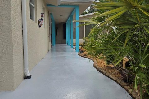 House in Englewood, Florida 2 bedrooms, 145.67 sq.m. № 1854357 - photo 28