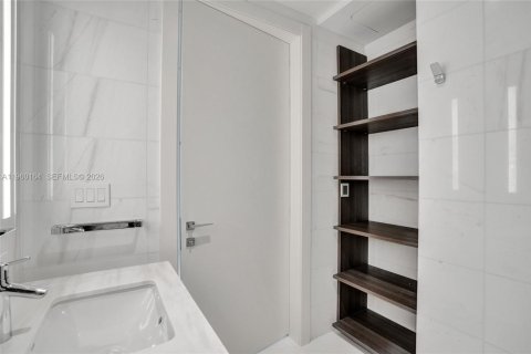 Copropriété à louer à Miami, Floride: 3 chambres, 157.84 m2 № 2020050 - photo 20