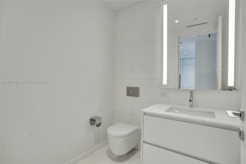 Copropriété à louer à Miami, Floride: 3 chambres, 157.84 m2 № 2020050 - photo 22