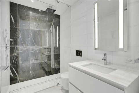 Copropriété à louer à Miami, Floride: 3 chambres, 157.84 m2 № 2020050 - photo 19