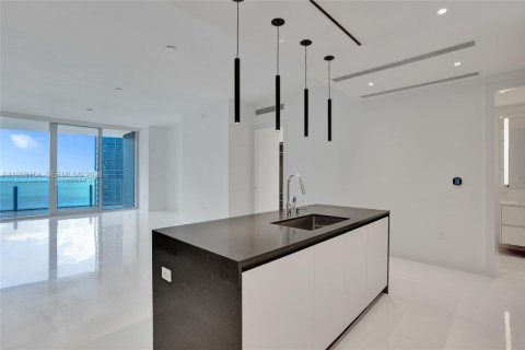 Copropriété à louer à Miami, Floride: 3 chambres, 157.84 m2 № 2020050 - photo 12