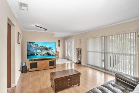 Casa en venta en Valrico, Florida, 4 dormitorios, 172.24 m2 № 2383969 - foto 16