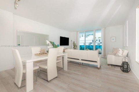 Condominio en venta en Miami Beach, Florida, 1 dormitorio, 83.61 m2 № 1851945 - foto 9