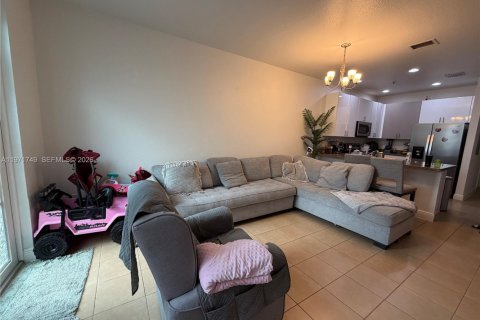 Appartement à Pembroke Pines, Floride 2 chambres, 97.36 m2 № 2048505