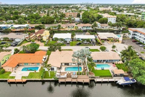 House in Fort Lauderdale, Florida 4 bedrooms, 202.16 sq.m. № 2088288 - photo 28