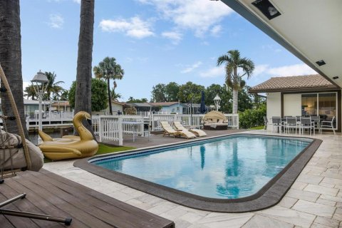 House in Fort Lauderdale, Florida 4 bedrooms, 202.16 sq.m. № 2088288 - photo 21
