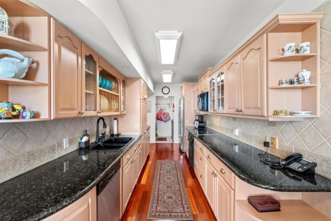 Copropriété à vendre à Boca Raton, Floride: 3 chambres, 340.58 m2 № 2426369 - photo 13