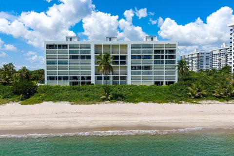 Copropriété à vendre à Boca Raton, Floride: 3 chambres, 340.58 m2 № 2426369 - photo 2